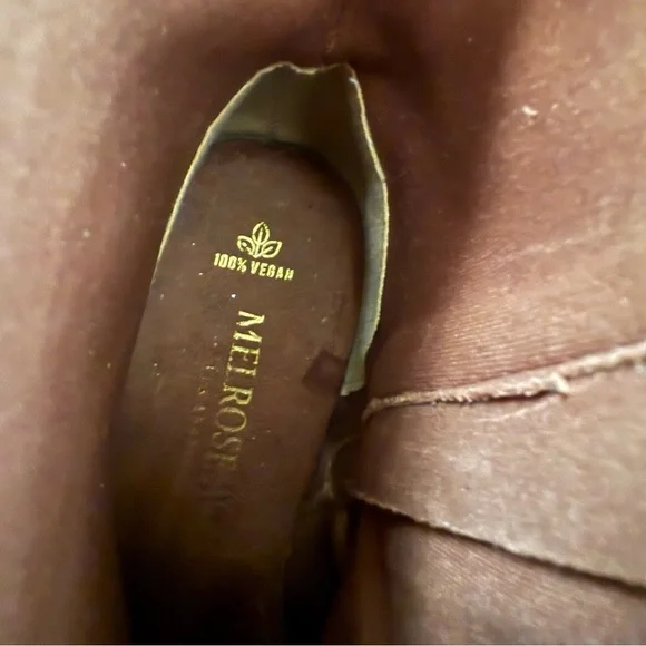 Melrose Ave Women’s Faux Leather Block Heel Side-Zip Pointed Toe Booties - Picture 9 of 12